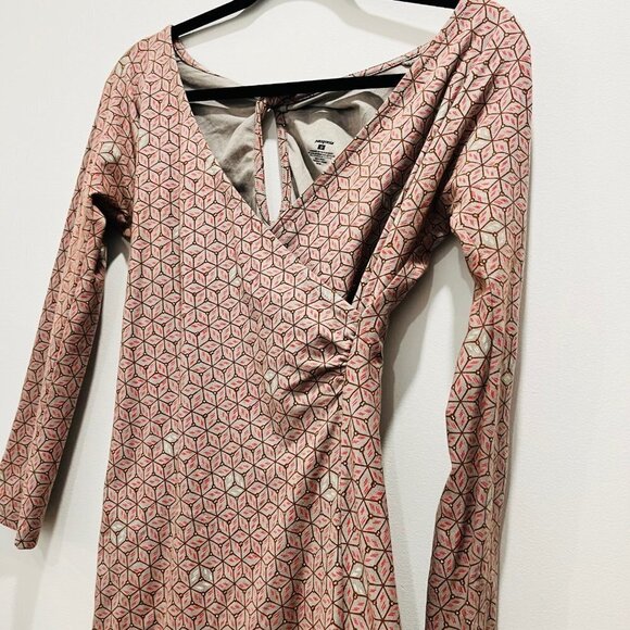 Patagonia Long Sleeve Organic Cotton Knee Length Laurel Stretch Wrap V Dress - Picture 4 of 7